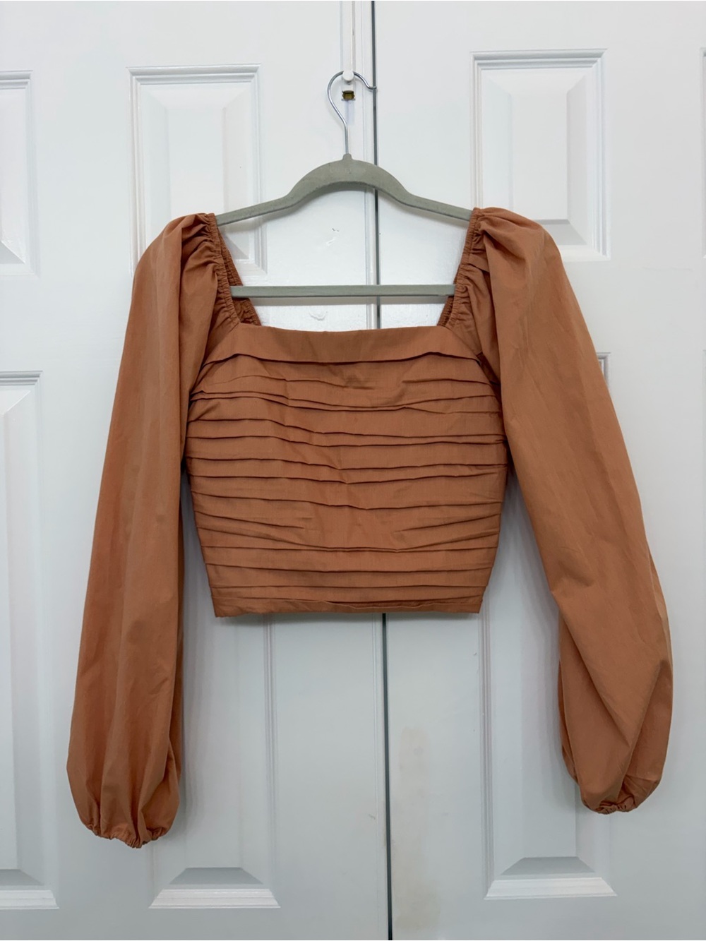 Abercrombie & Fitch Pleated Smocked Square-Neck•Puff Sleeve•terracotta•ballet•SM - Picture 9 of 16